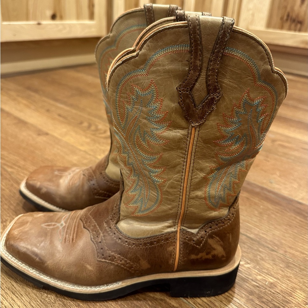 Ariat Fatbaby Cowgirl/Cowboy Boots, Size 8.5, Square toe, Western, Leather